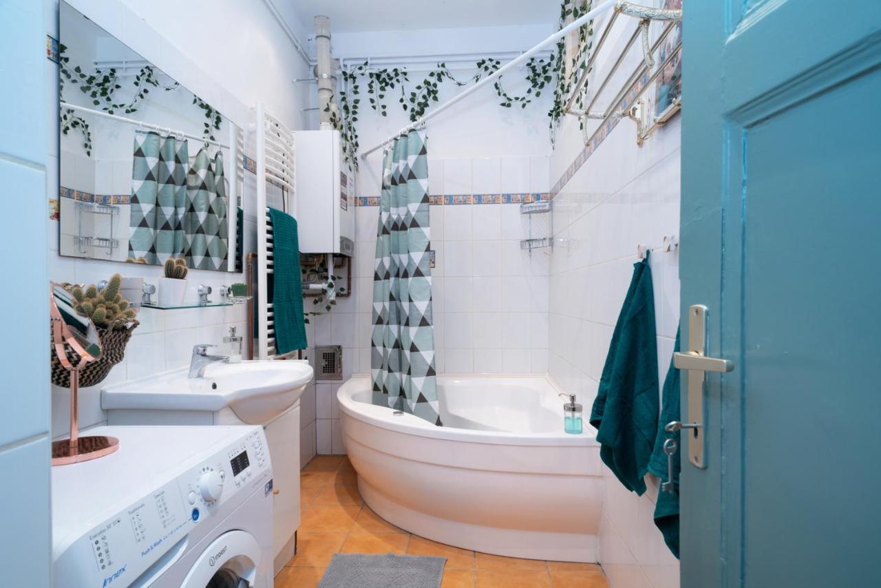 Cozy Boho Apartment, Super Central, Parliament, Netflix Budapest Exterior photo