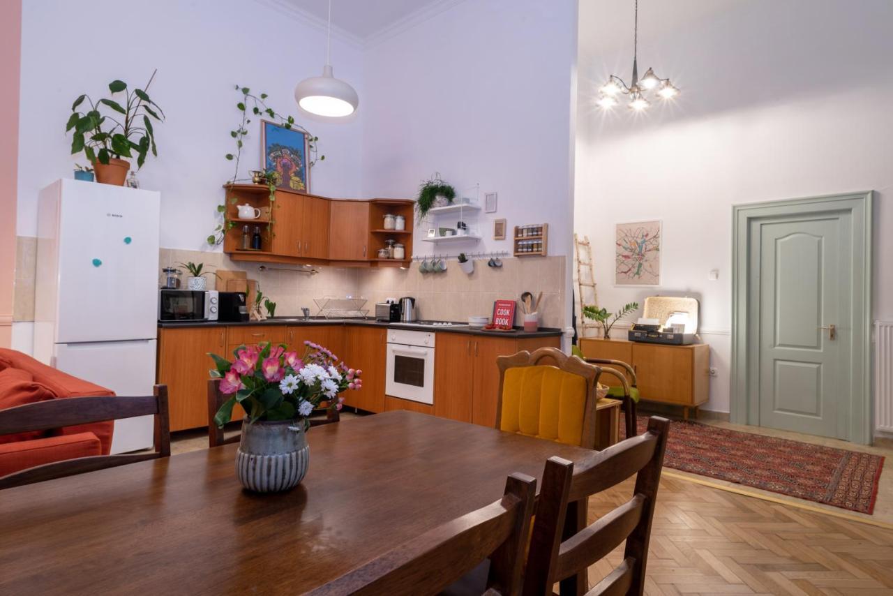 Cozy Boho Apartment, Super Central, Parliament, Netflix Budapest Exterior photo
